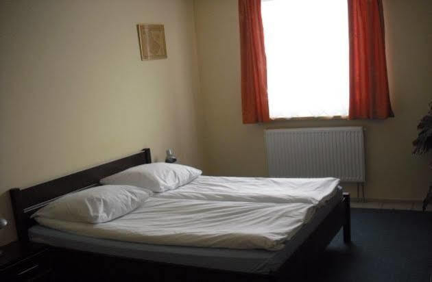 Hotel Ava 2*