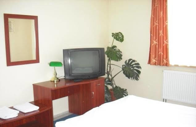 Hotel Ava